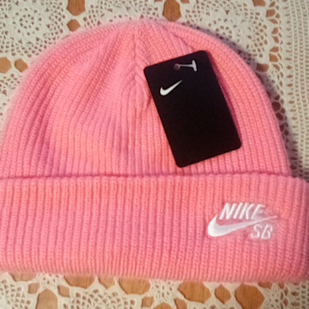 Nike SB beanie